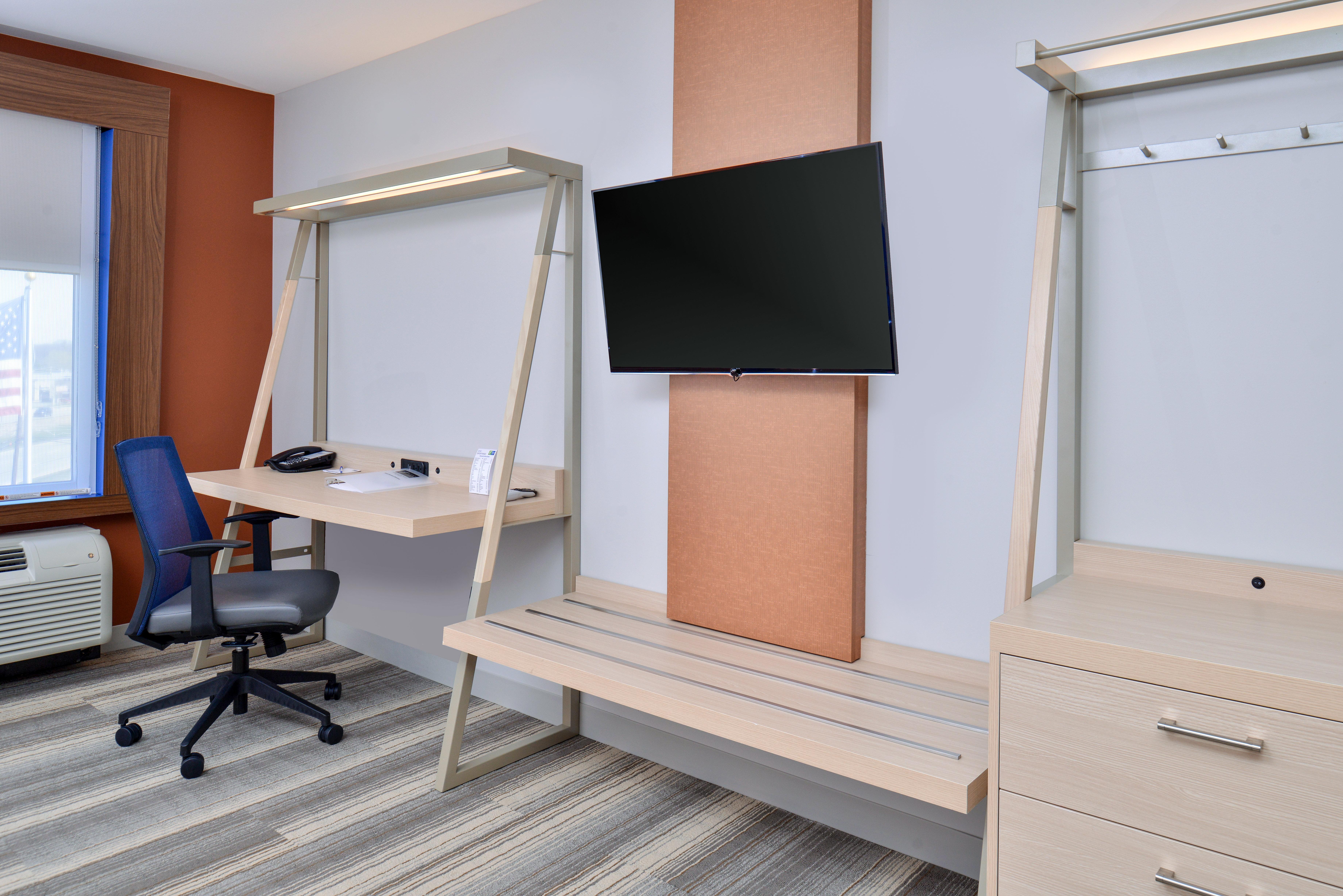Holiday Inn Express & Suites Farmington Hills - Detroit By Ihg Eksteriør billede