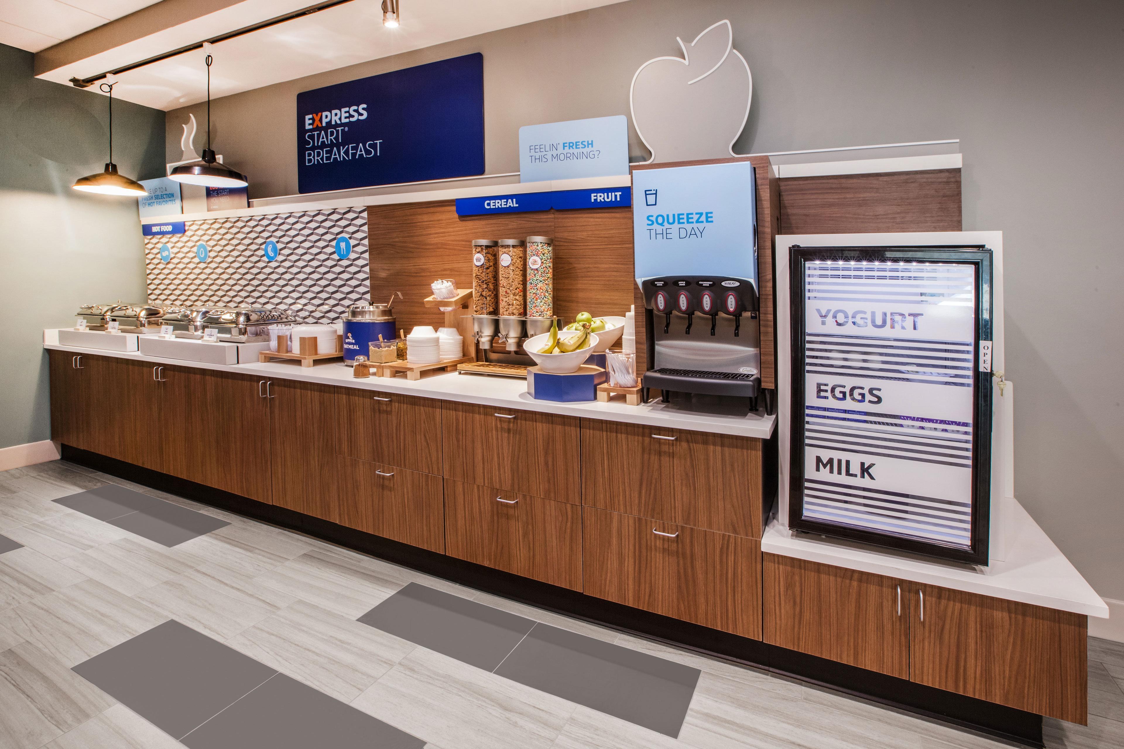 Holiday Inn Express & Suites Farmington Hills - Detroit By Ihg Eksteriør billede